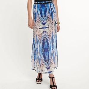 Kendall & Kylie Patterned Maxi Skirt (peacock)